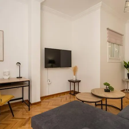 Classy & Comfy 1 Bd Apt 4' To Acropolis Apartment *